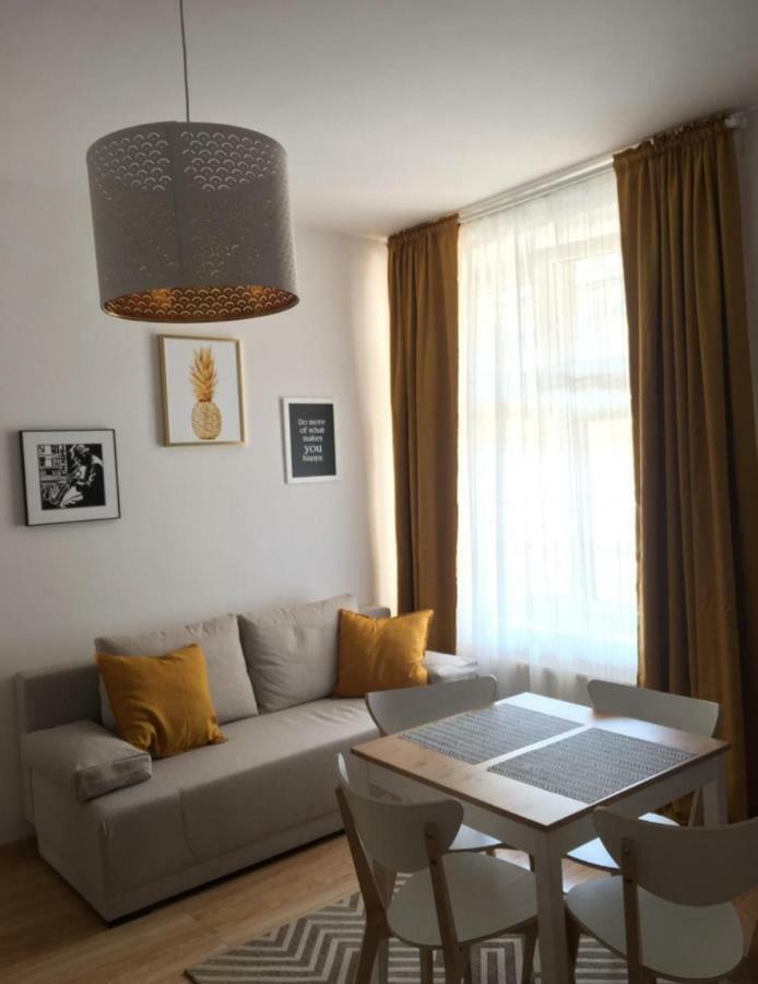 Jana 3 Apartments Kraków Exteriör bild